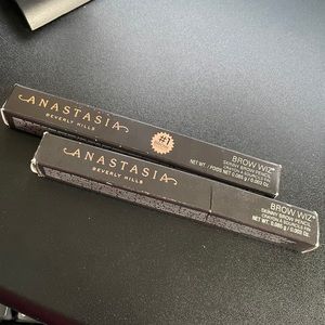 x 2 Anastasia Beverly Hills Brow Wiz